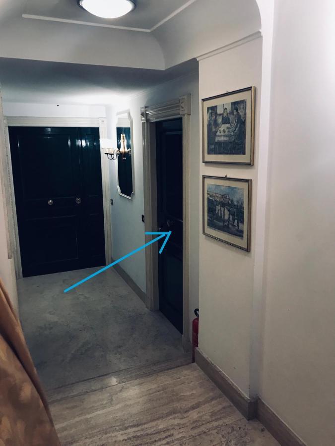 42 Appartamento Via Nazionale ローマ エクステリア 写真